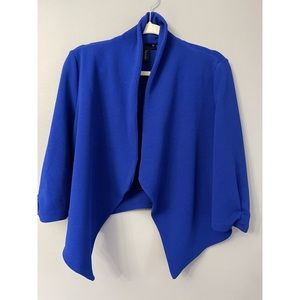 Blue Blazer to wear with jeans perfect for summer